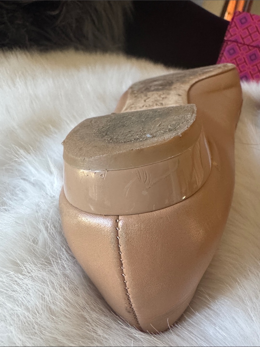 Women's Beige Leather Ballet Flats with Red-Pink Emblem - Picture 12 of 15